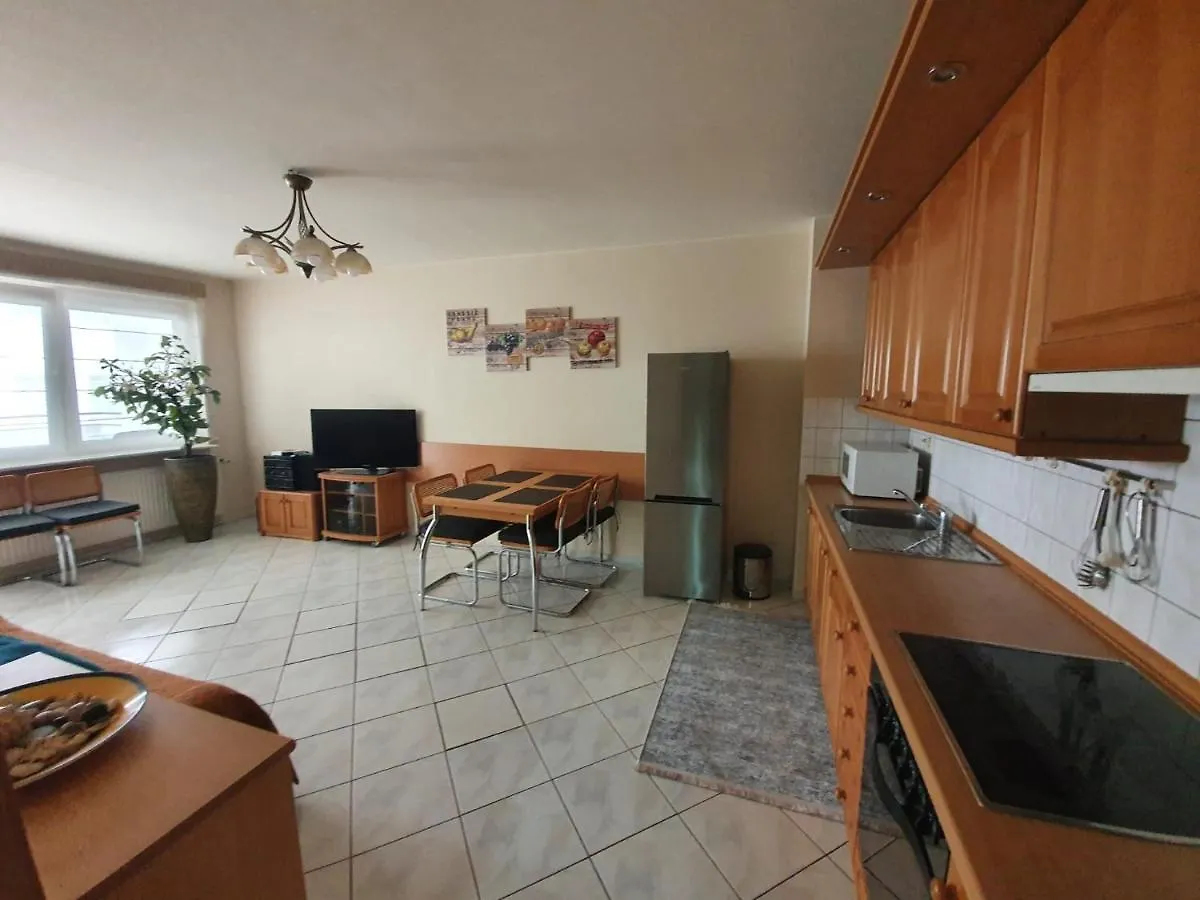 Apartament KOALA Kołobrzeg , 50 m do plaży , garaż , WIFI ,