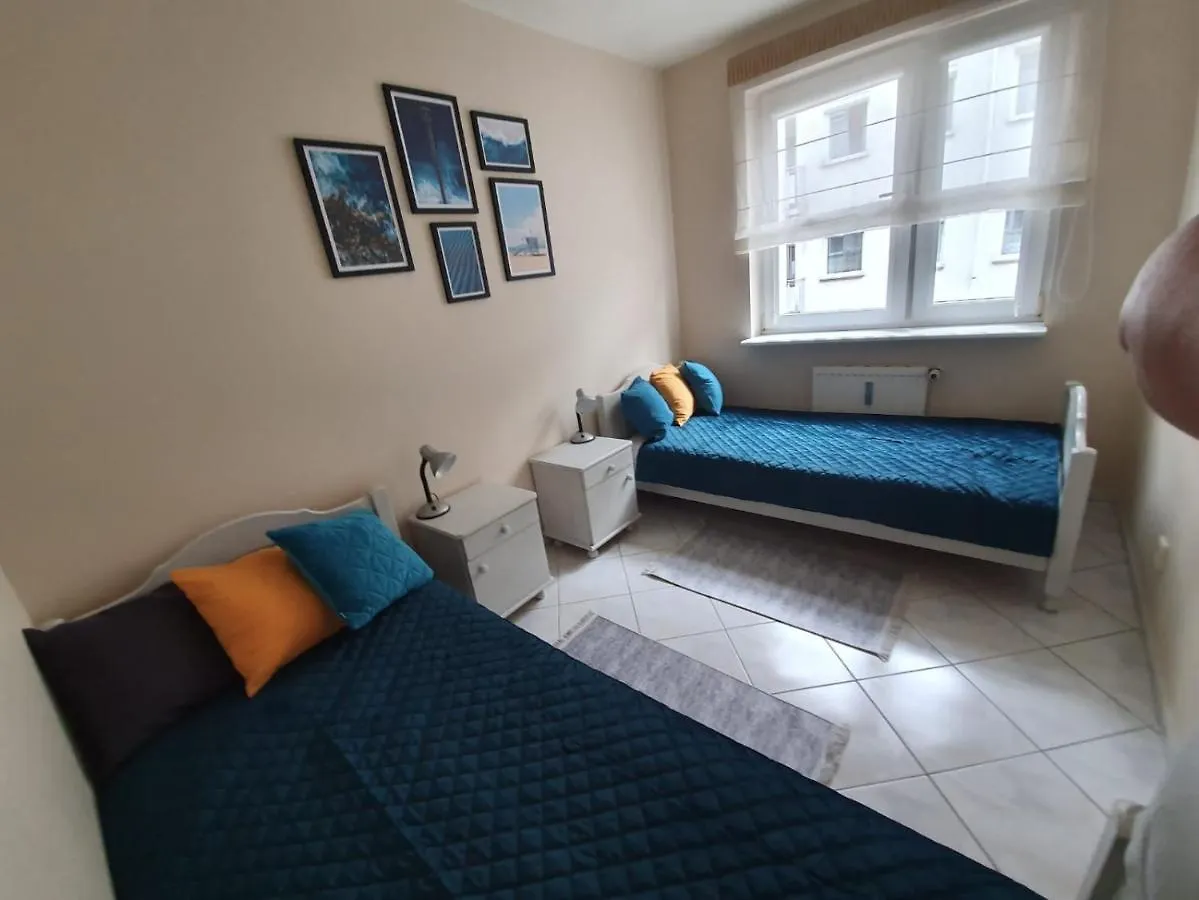 Apartament KOALA Kołobrzeg , 50 m do plaży , garaż , WIFI ,